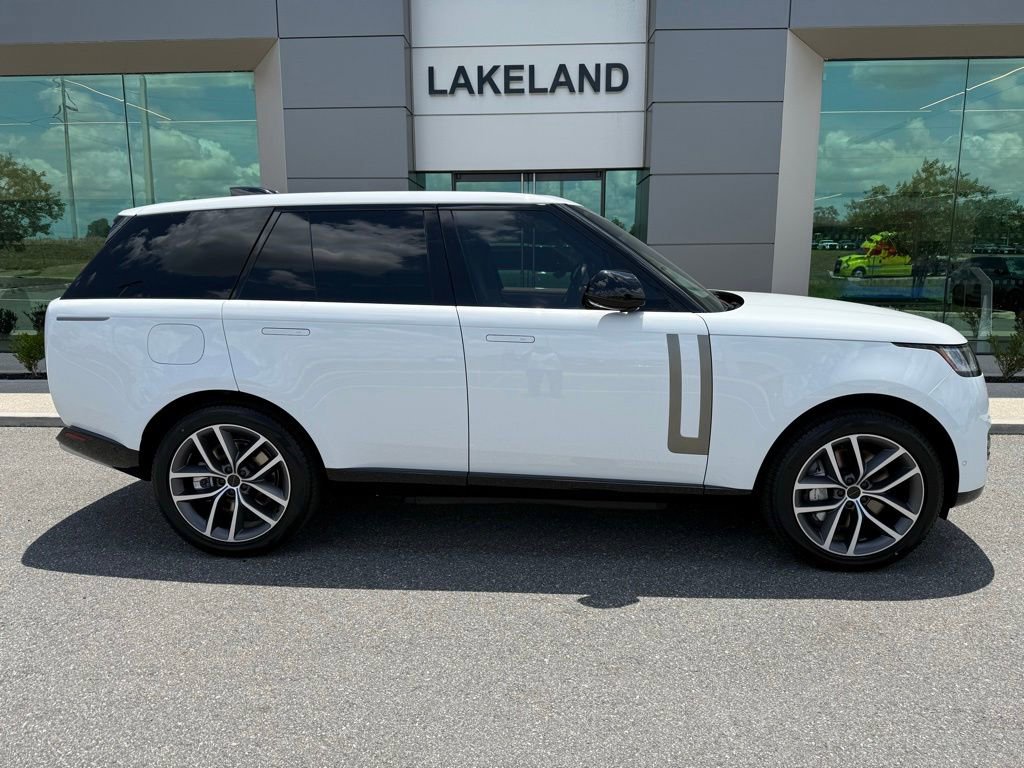 New 2026 Land Rover Range Rover SE AWD/4WD image 4