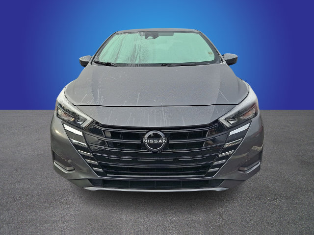 Used 2025 Nissan Versa SV FWD image 2
