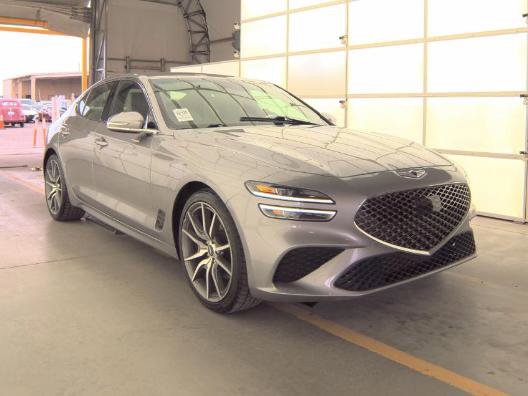 Used 2023 Genesis G70 2.0T image 3