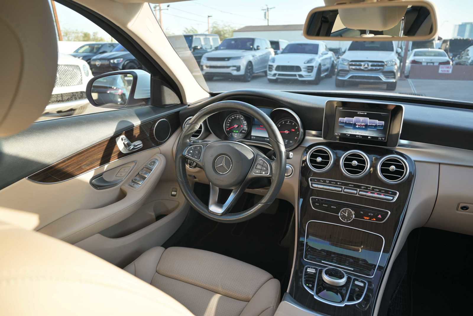 Used 2017 Mercedes-Benz C 300 Sedan image 7