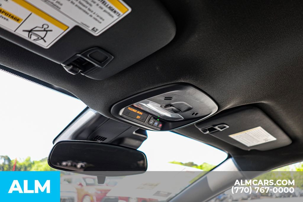 Used 2025 Buick Envista Preferred image 49