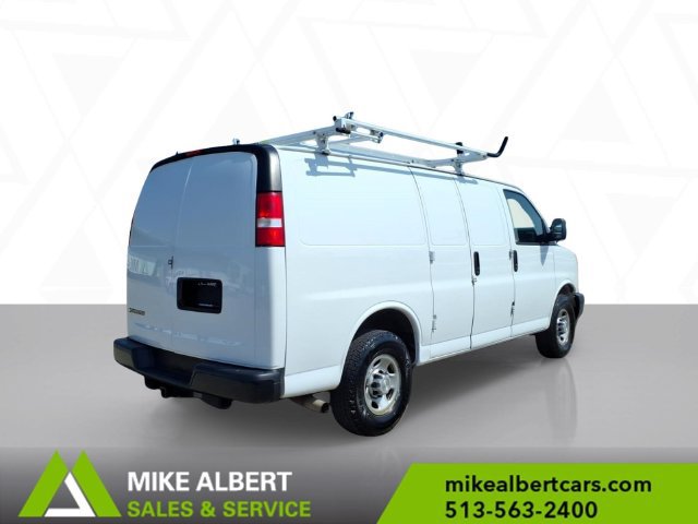 Used 2021 Chevrolet Express 2500 w/ Driver Convenience Package RWD image 7