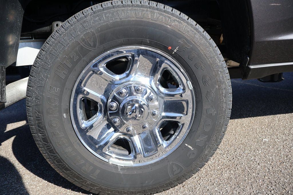 New 2025 RAM 2500 Tradesman w/ Chrome Appearance Group AWD/4WD image 6