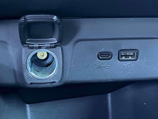 Used 2024 Chevrolet Trax LS image 28