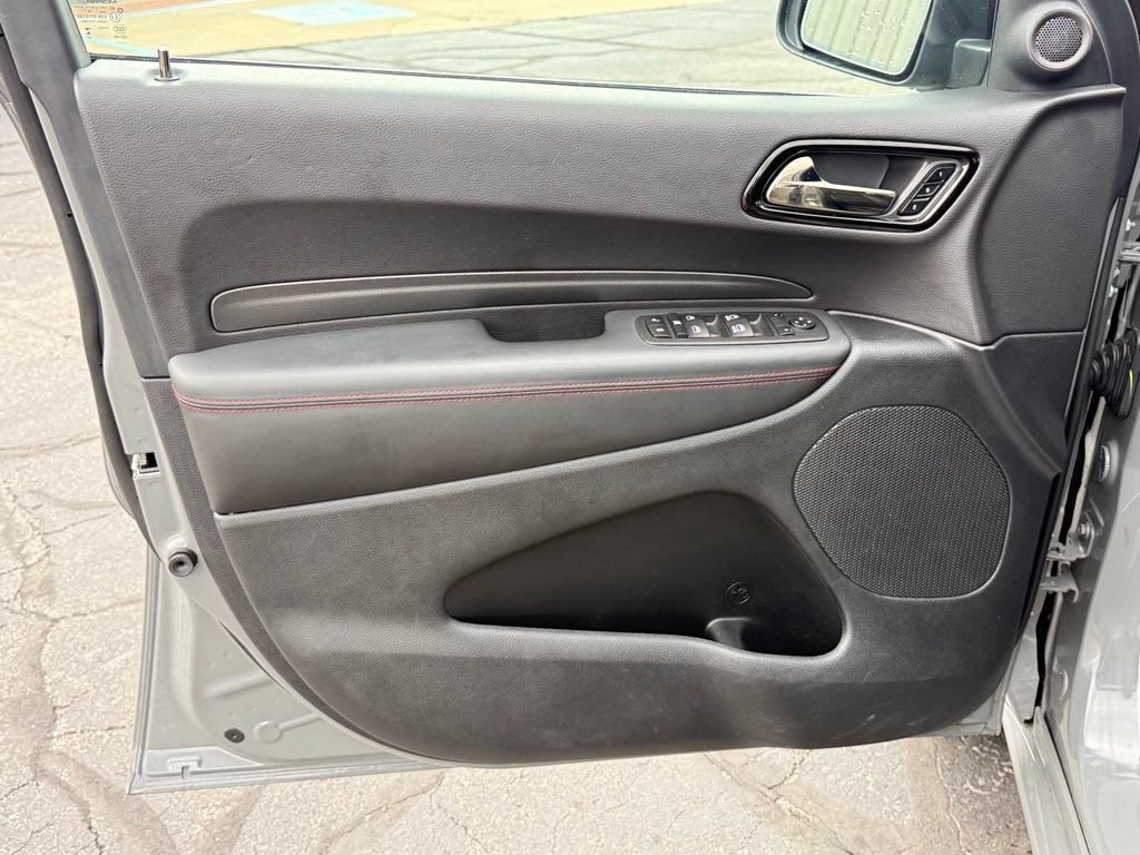 Used 2025 Dodge Durango R/T w/ Blacktop Package AWD/4WD image 13