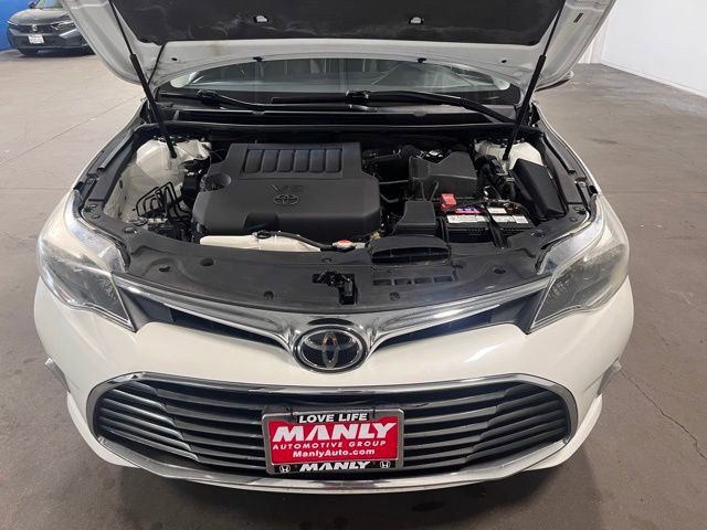 Used 2016 Toyota Avalon Limited w/ Toyota Safety Sense Package image 9