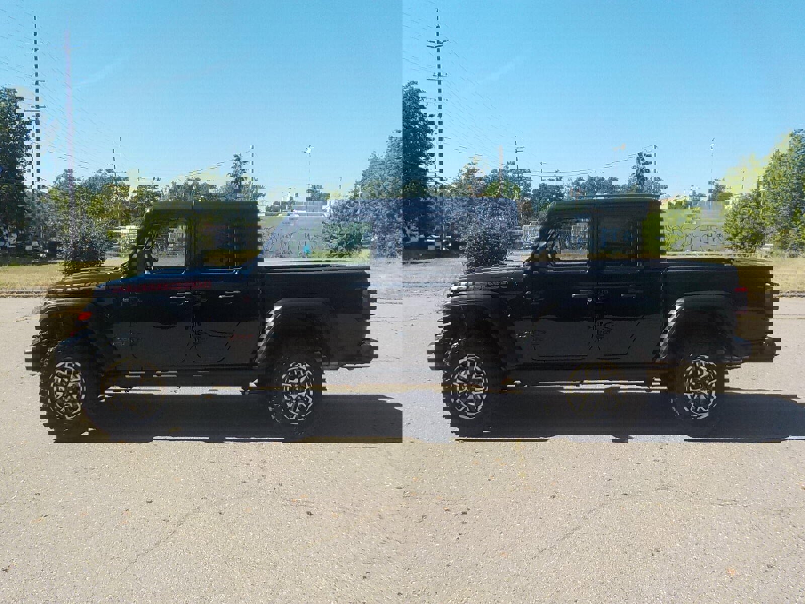 Used 2024 Jeep Gladiator Rubicon w/ Steel Bumper Group image 9