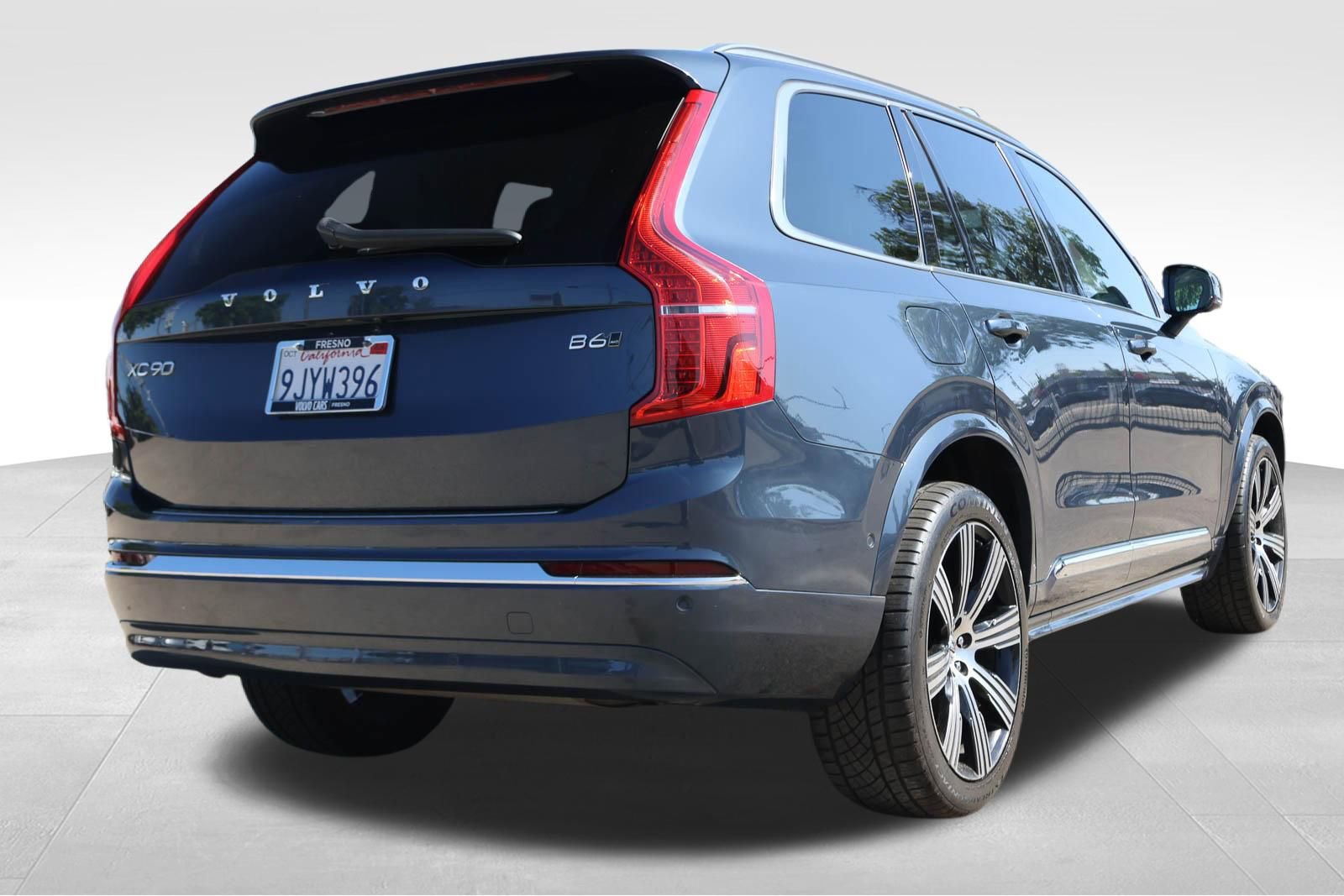 Used 2023 Volvo XC90 B6 Ultimate w/ Protection Package Premier AWD/4WD image 6
