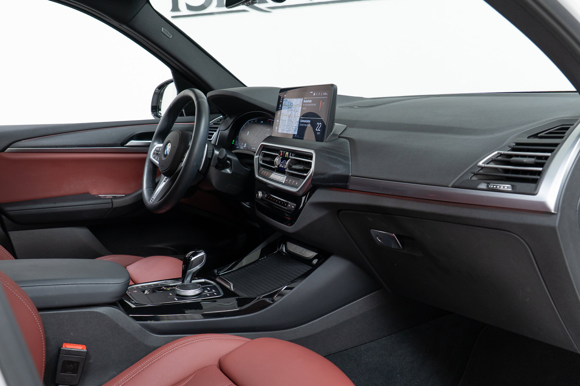 Certified 2024 BMW X3 xDrive30i w/ Premium Package image 20