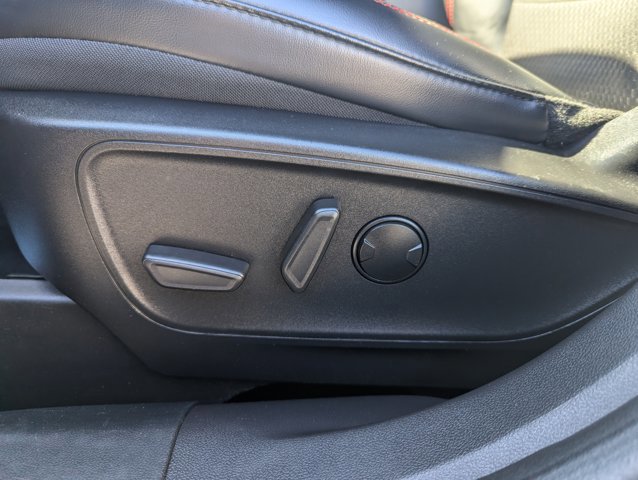 Used 2023 Ford Escape ST-Line image 10