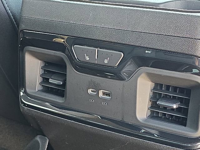 Used 2023 GMC Sierra 1500 AT4 w/ AT4 Premium Package AWD/4WD image 19
