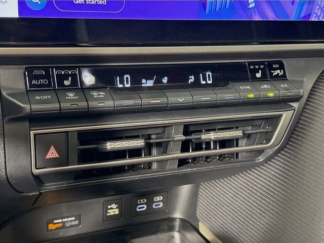 Certified 2025 Toyota Camry SE w/ Multimedia Upgrade Package FWD image 15