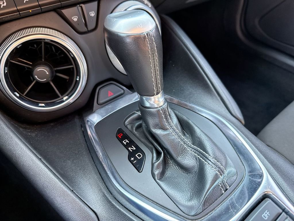 Used 2023 Chevrolet Camaro LT image 20