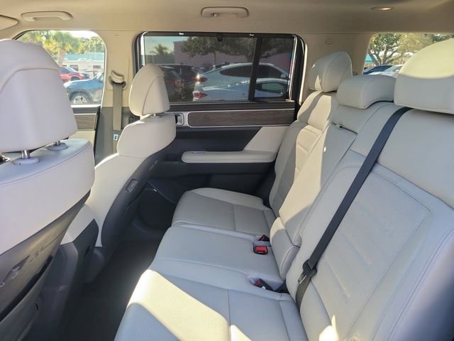 Used 2024 Hyundai Santa Fe Limited image 15