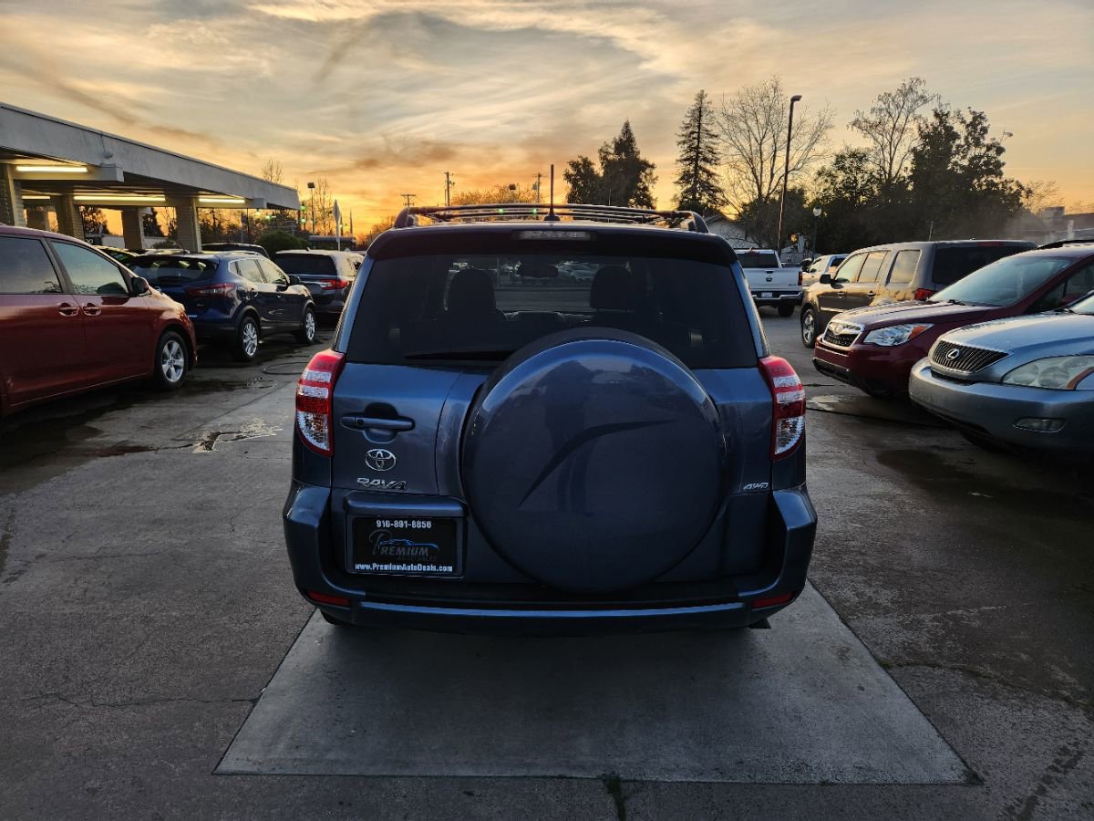 Used 2011 Toyota RAV4 Limited image 4