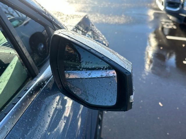 Used 2025 Kia Sportage EX image 12