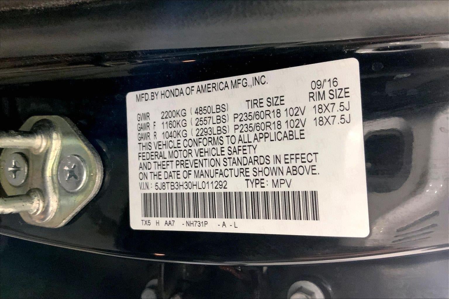 Used 2017 Acura RDX w/ AcuraWatch Plus Package FWD image 31