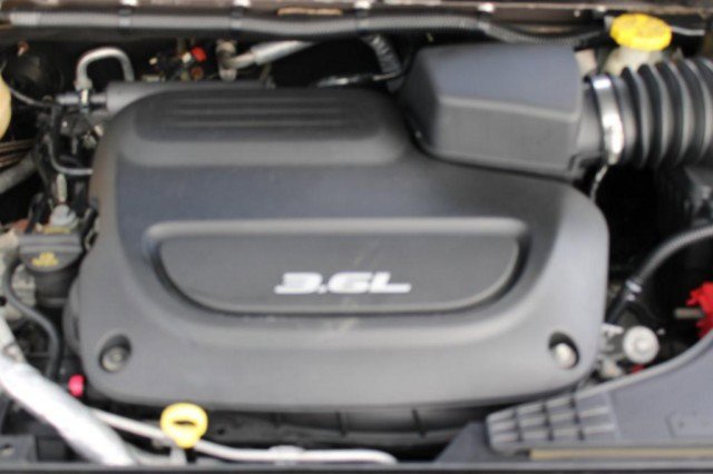 Used 2018 Chrysler Pacifica Touring-L Plus w/ Tire & Wheel Group image 34