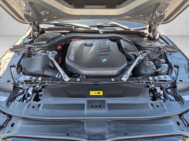 New 2026 BMW 550e xDrive AWD/4WD image 17