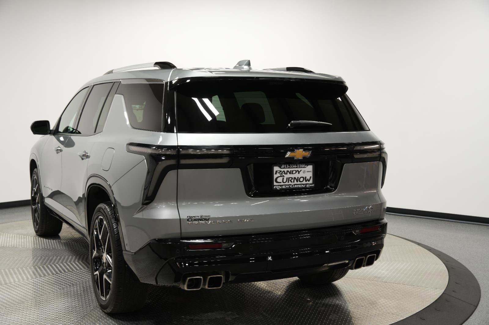 Used 2025 Chevrolet Traverse High Country w/ LPO, Floor Liner Package image 6