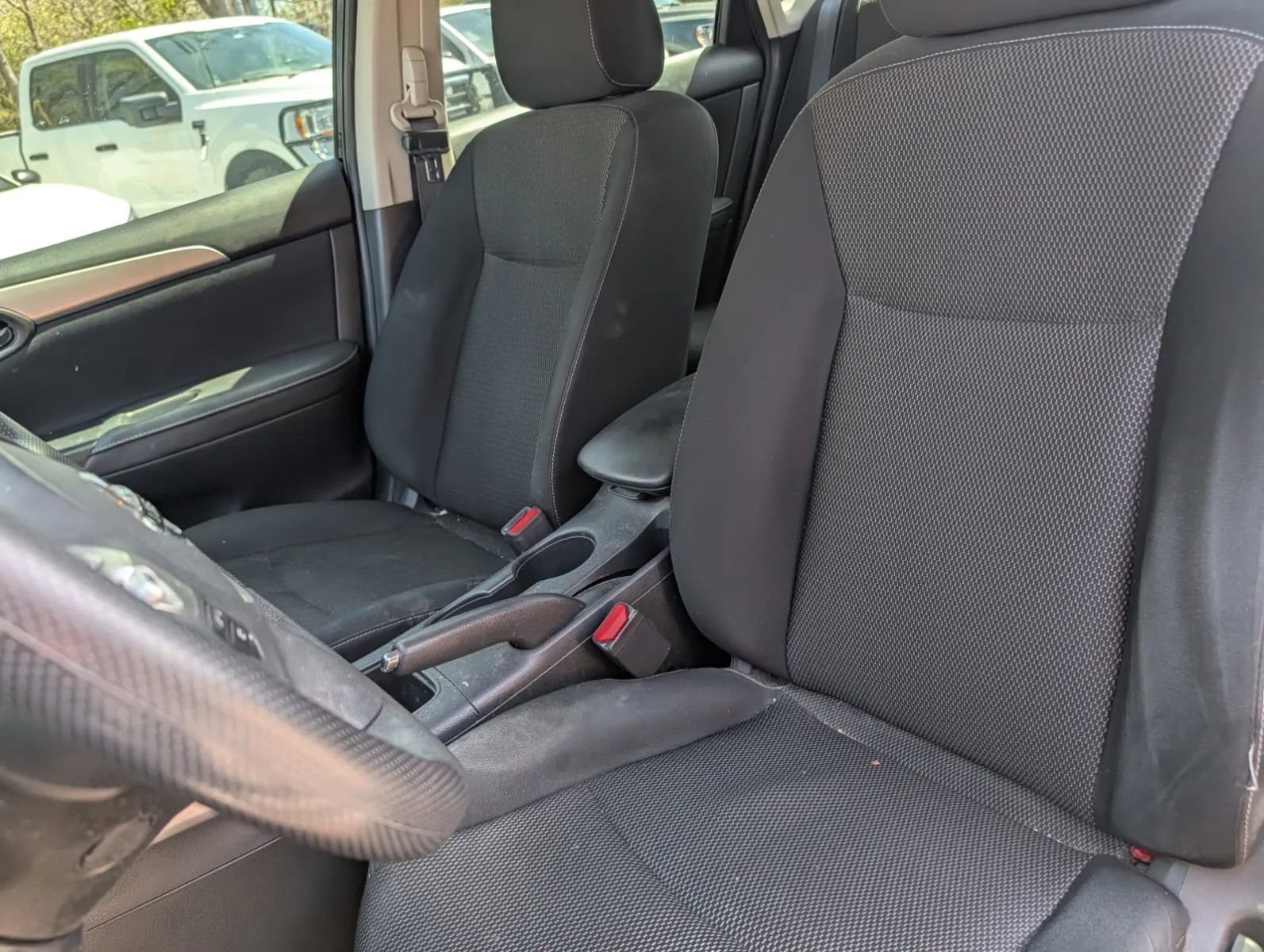 Used 2019 Nissan Sentra S image 8