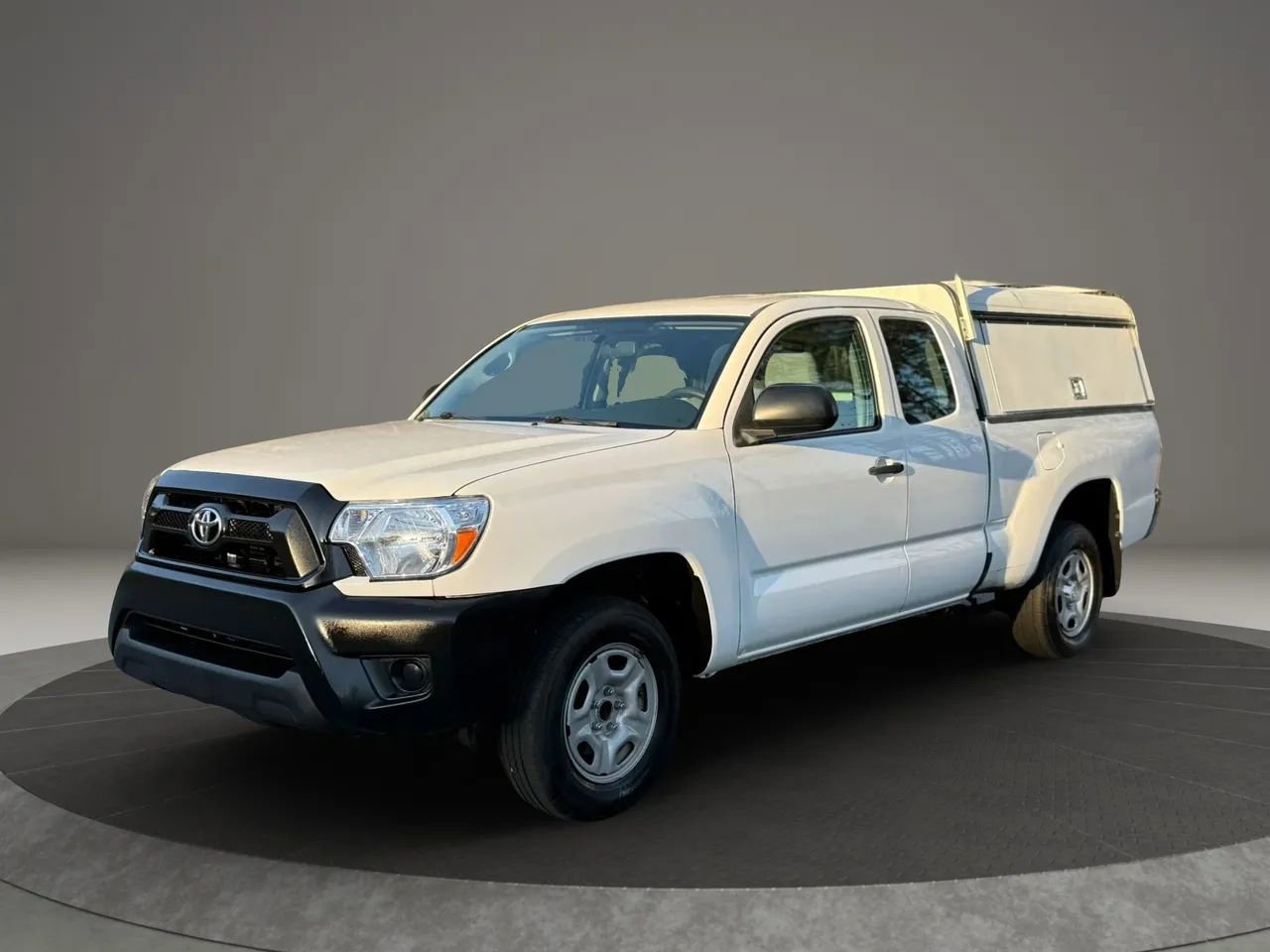 Used 2015 Toyota Tacoma 2WD Access Cab image 1