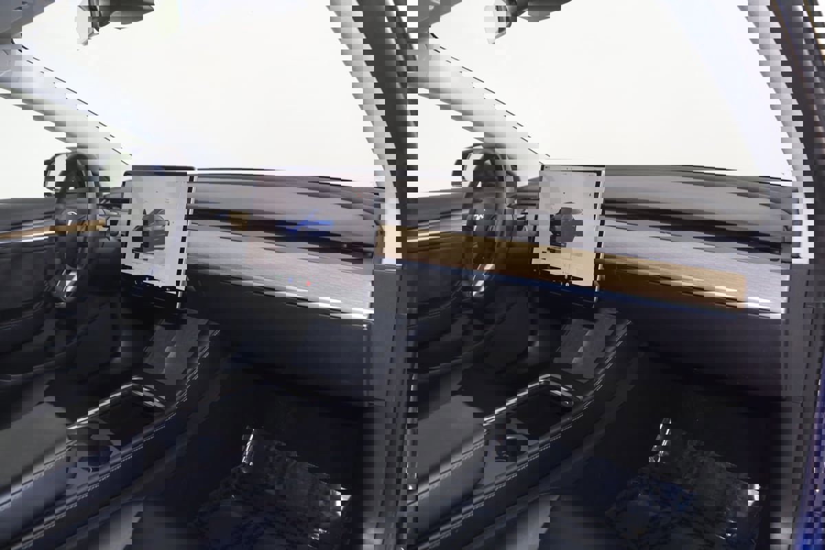 Used 2022 Tesla Model 3 Performance image 40