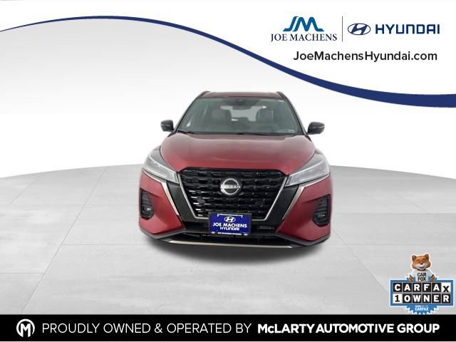 Used 2023 Nissan Kicks SR w/ SR Premium Package image 3