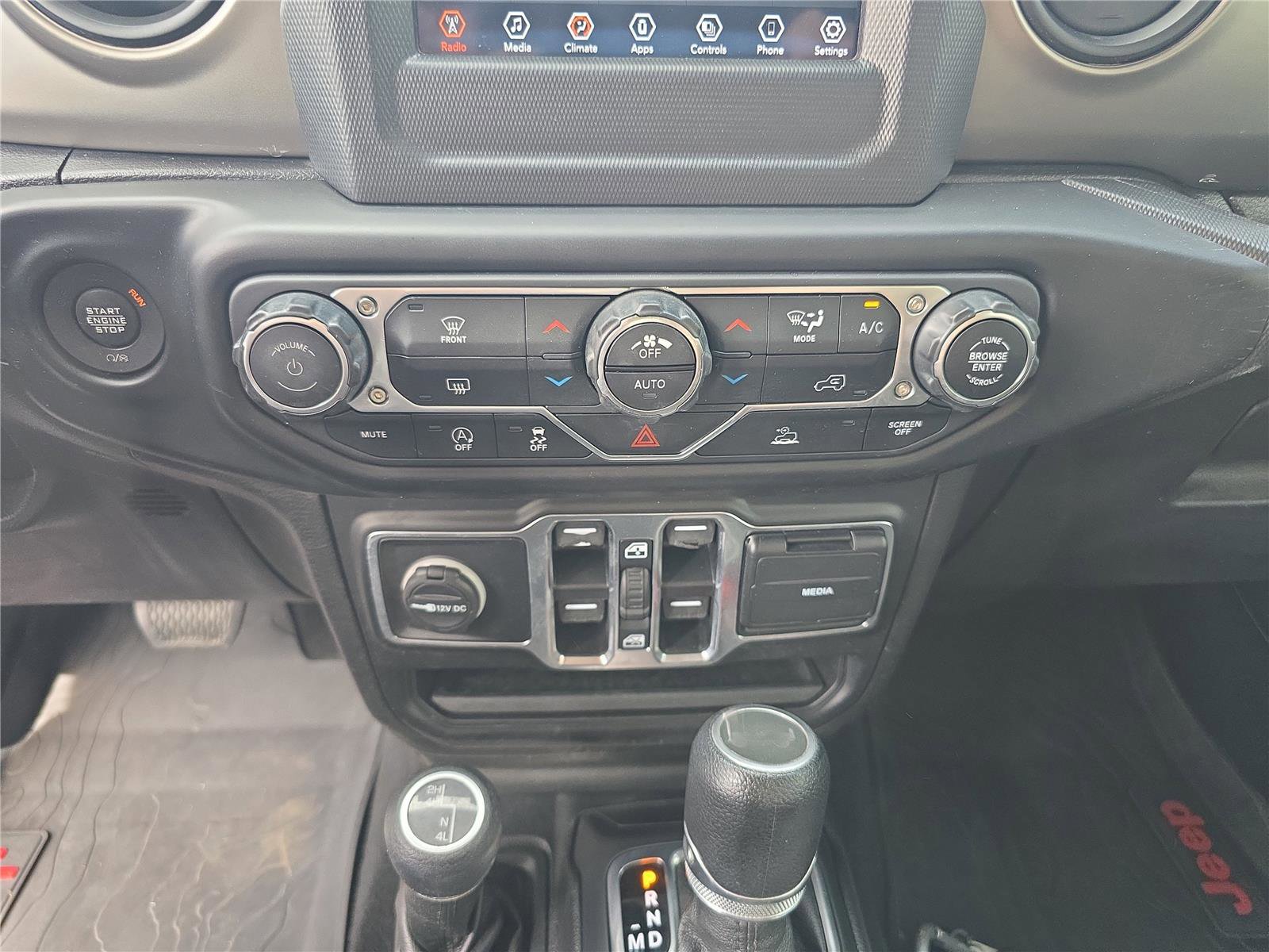 Used 2021 Jeep Wrangler Unlimited Sport AWD/4WD image 28