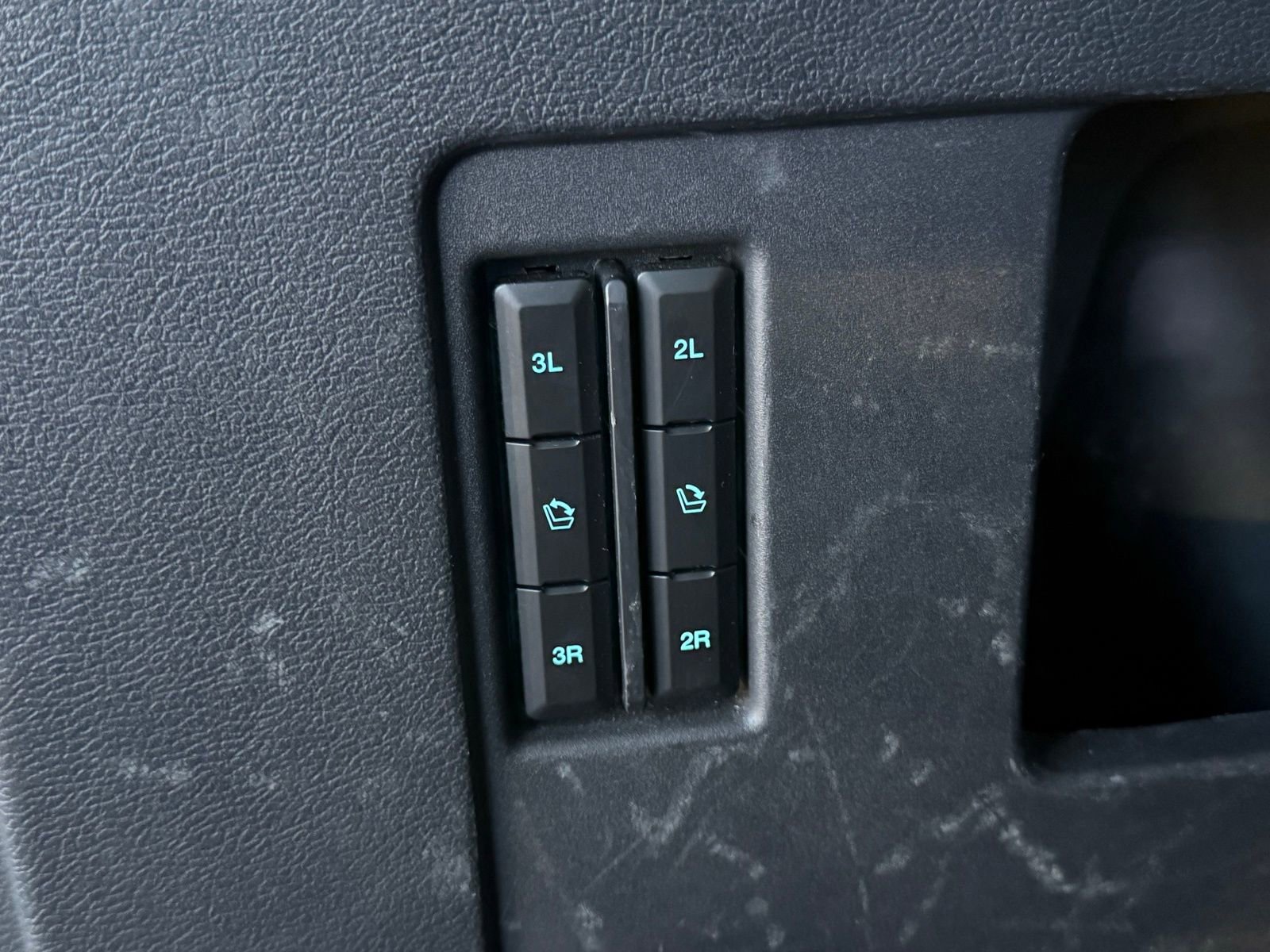 Used 2023 Ford Expedition Max Limited image 41