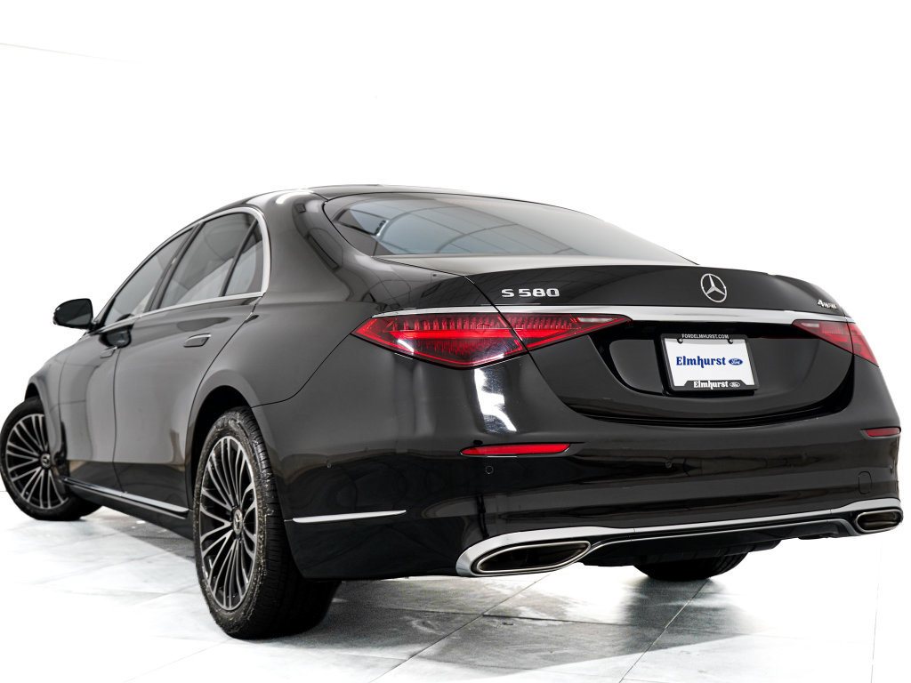 Used 2023 Mercedes-Benz S 580 4MATIC Sedan image 5