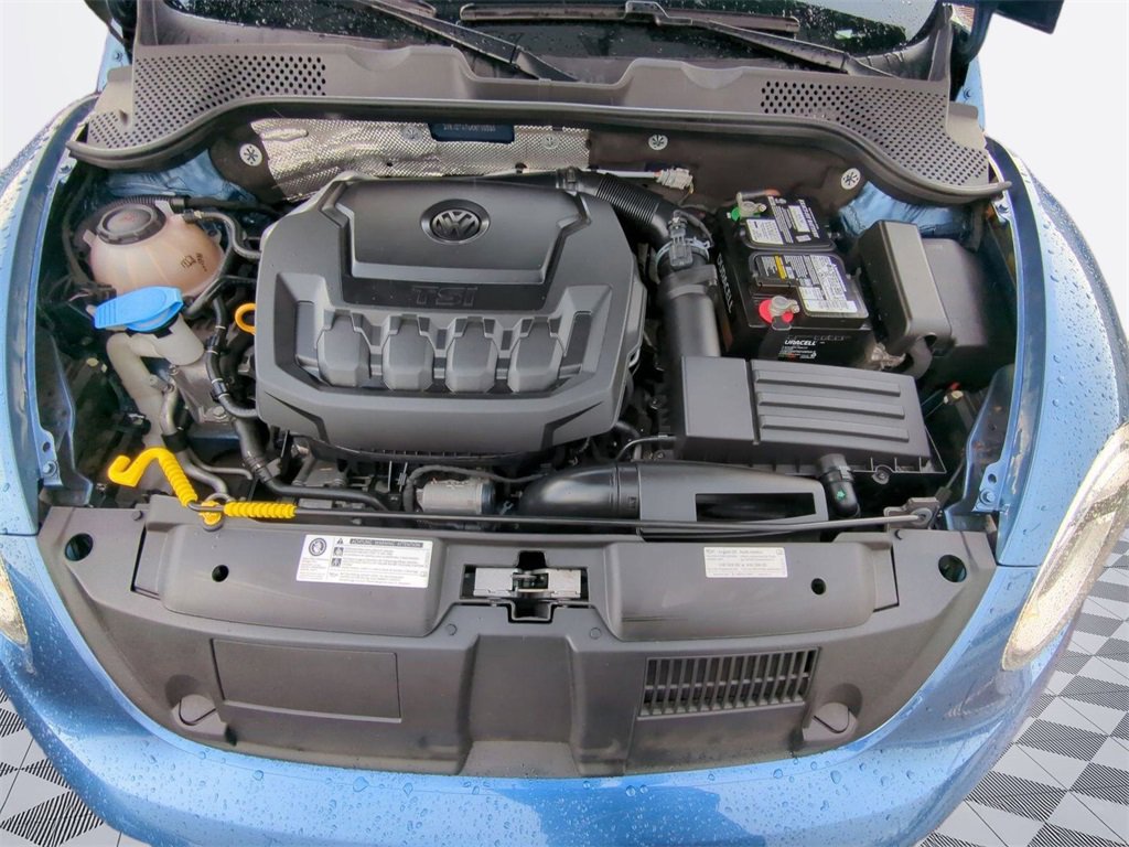 Used 2019 Volkswagen Beetle 2.0T SE image 30