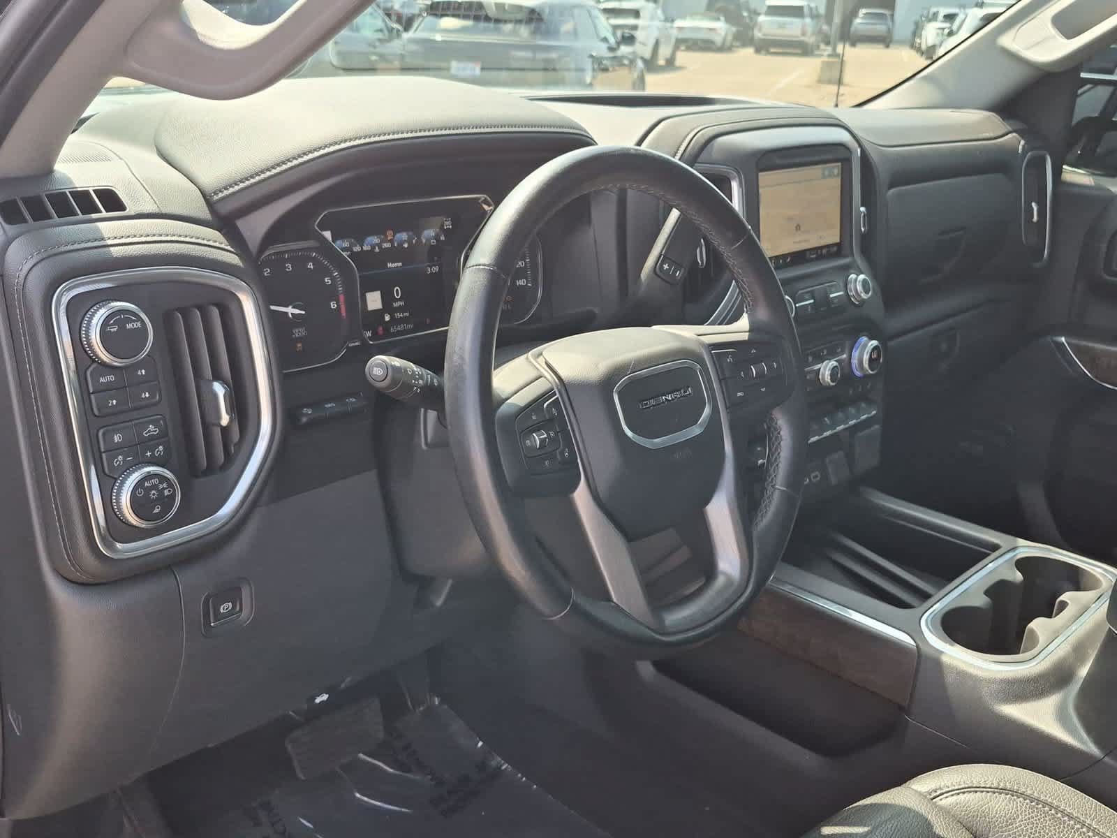Used 2021 GMC Sierra 1500 Denali w/ Denali Ultimate Package AWD/4WD image 2