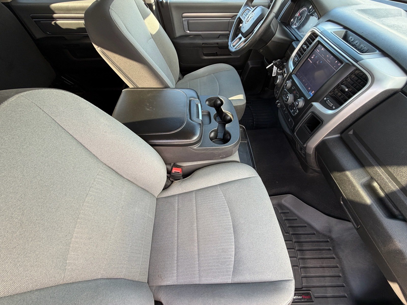 Used 2022 RAM 1500 Classic SLT w/ Electronics Group AWD/4WD image 10
