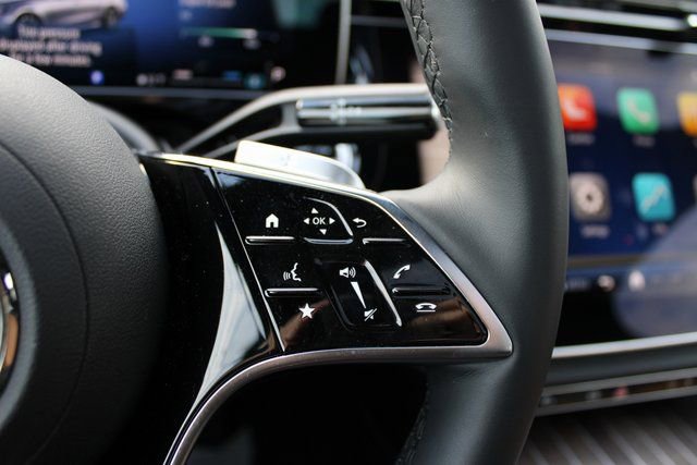 Used 2024 Mercedes-Benz E 350 4MATIC Sedan image 19
