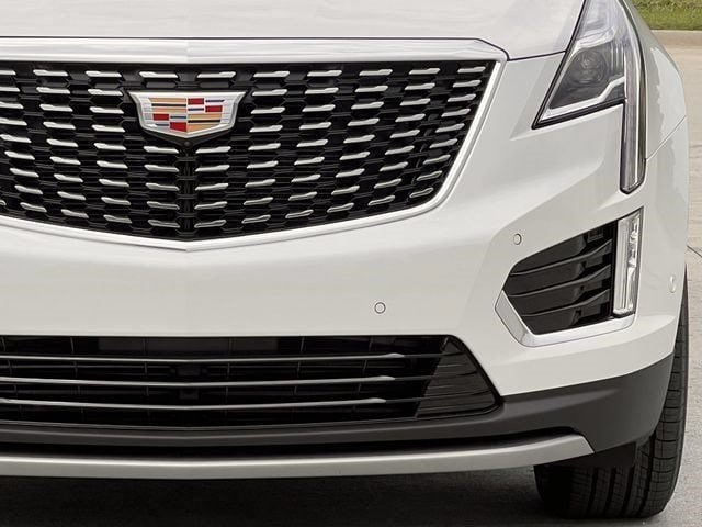 New 2026 Cadillac XT5 Premium Luxury FWD image 8