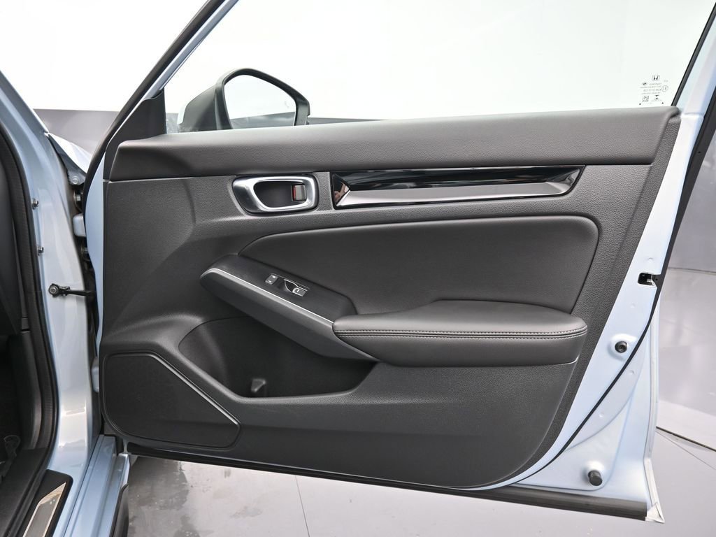Used 2023 Honda Civic Touring image 39