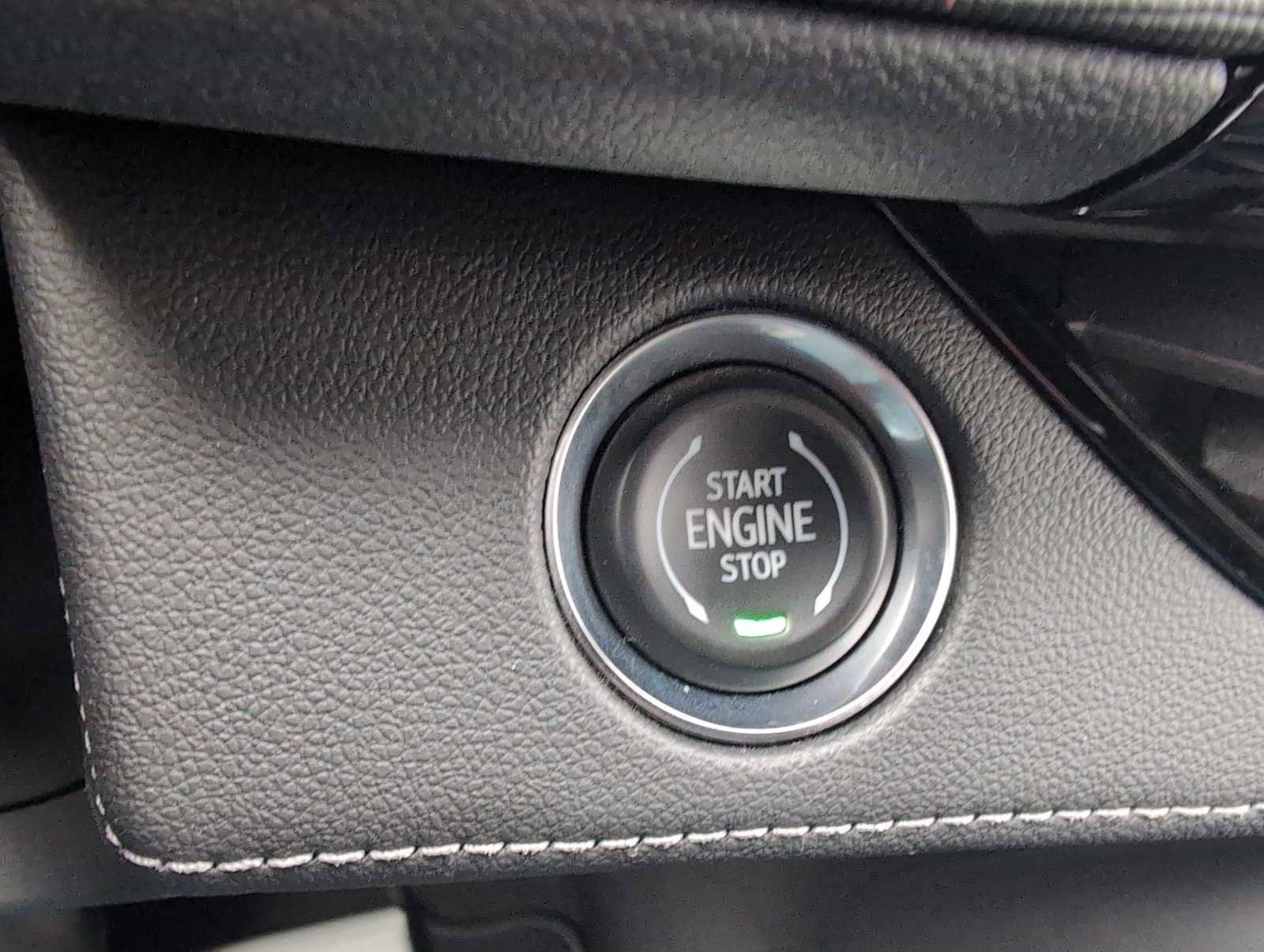 Used 2025 Buick Enclave Sport Touring image 24