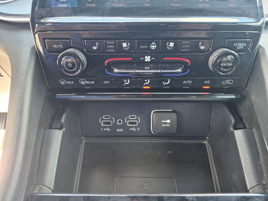 Used 2024 Jeep Grand Cherokee L Limited w/ Luxury Tech Group II AWD/4WD image 30