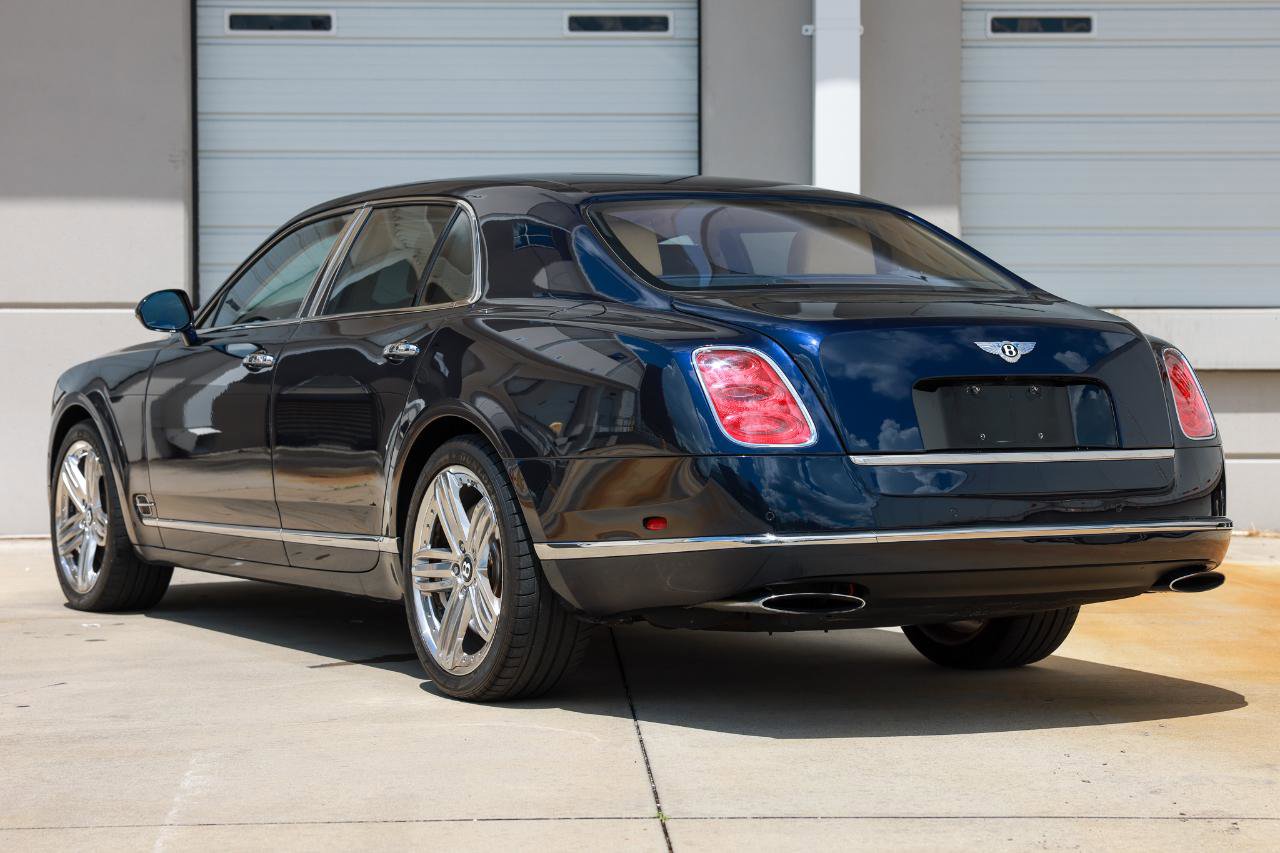 Used 2012 Bentley Mulsanne RWD image 5