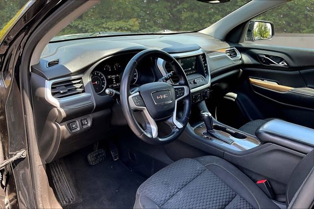 Used 2017 GMC Acadia SLE FWD image 17