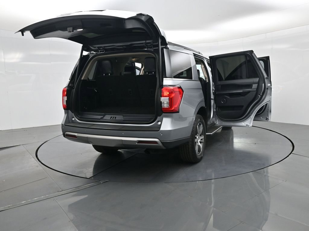 Used 2022 Ford Expedition XLT image 39
