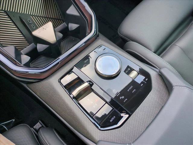 Certified 2025 BMW X3 xDrive30 w/ Convenience Package AWD/4WD image 12