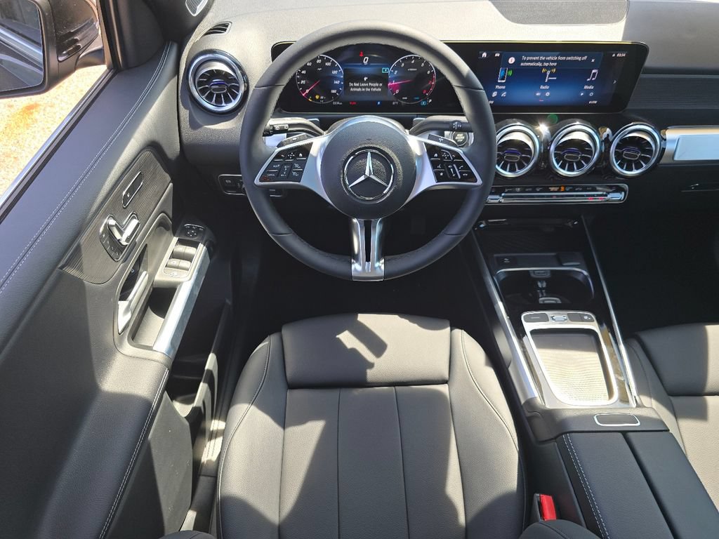 New 2026 Mercedes-Benz GLB 250 4MATIC image 24