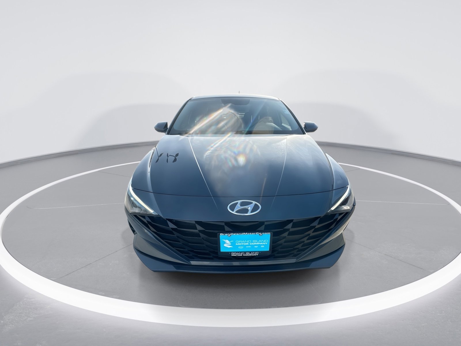 Used 2023 Hyundai Elantra SE image 3