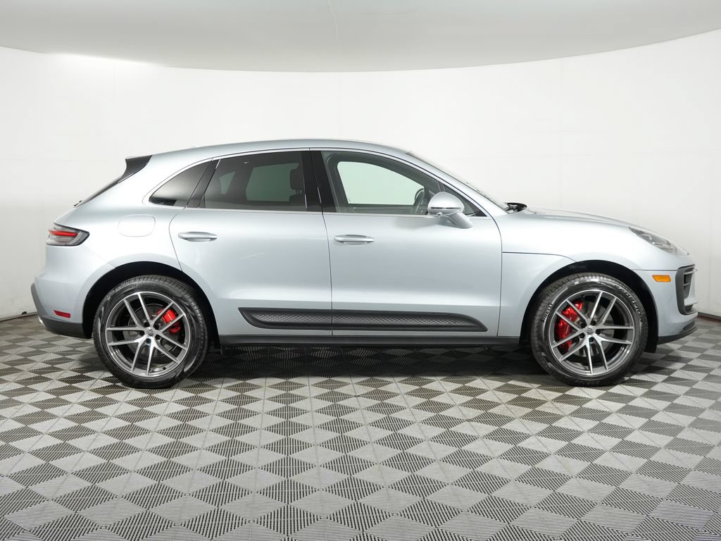 Certified 2026 Porsche Macan S AWD/4WD image 8