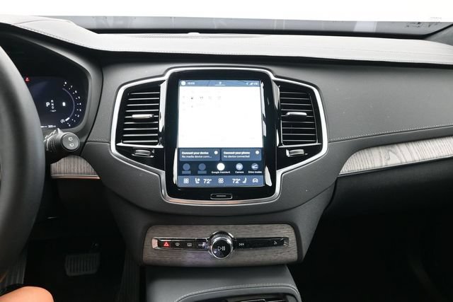 Used 2024 Volvo XC90 B6 Ultimate w/ Lounge Package AWD/4WD image 14