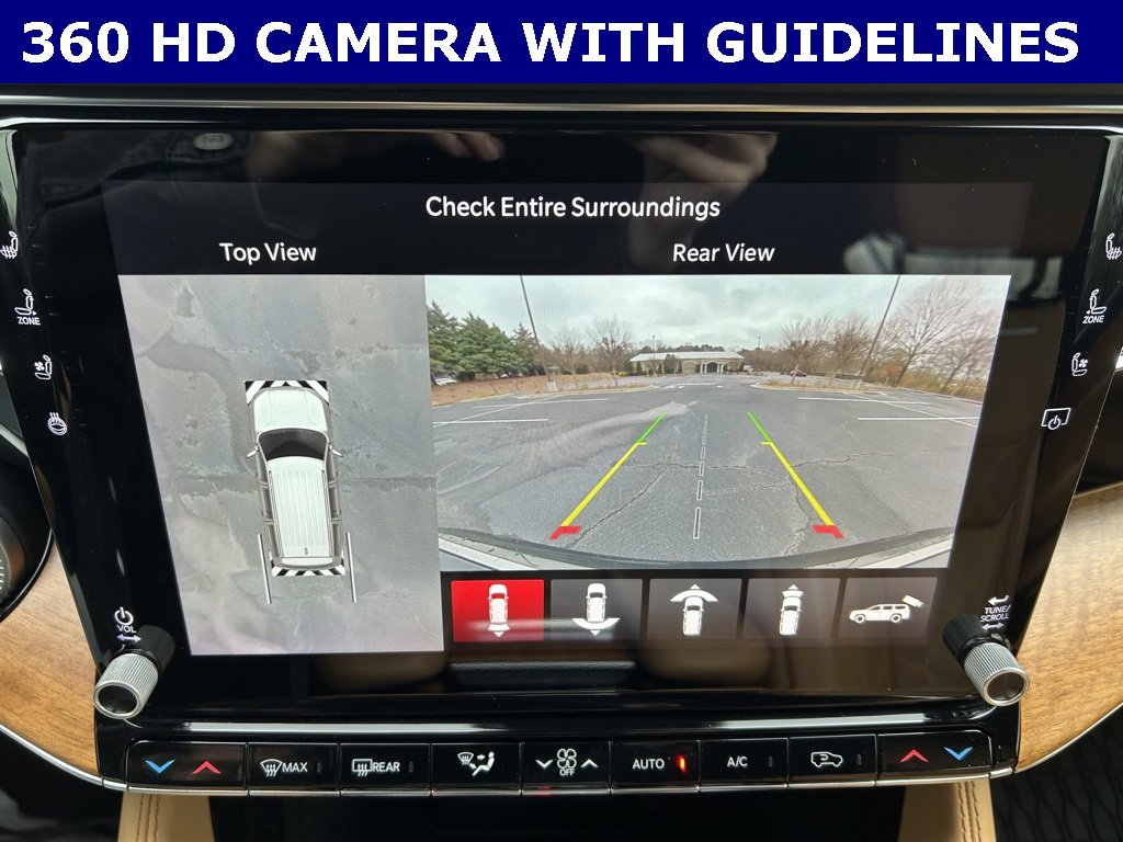 Used 2024 Jeep Grand Wagoneer Series III w/ HD Trailer Tow Package image 4