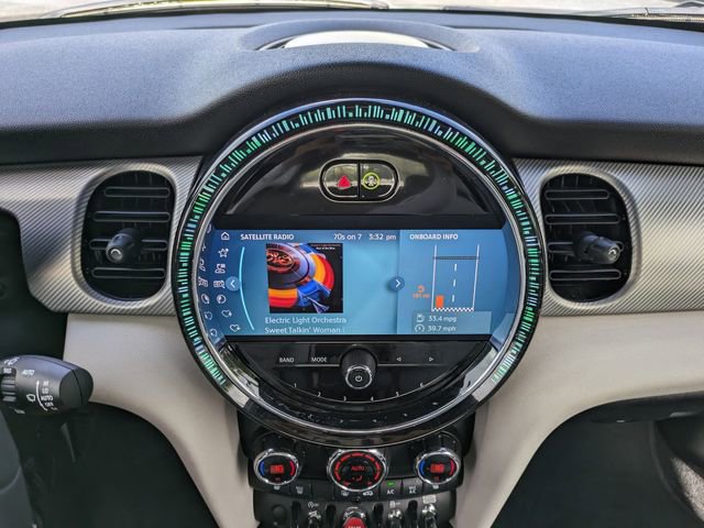 Used 2022 MINI Cooper S w/ Signature Upholstery Package image 18