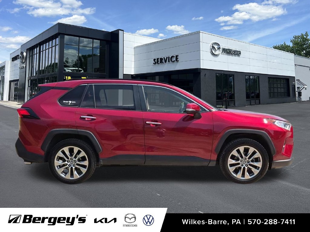Used 2019 Toyota RAV4 Limited w/ Advanced Technology Package AWD/4WD image 14